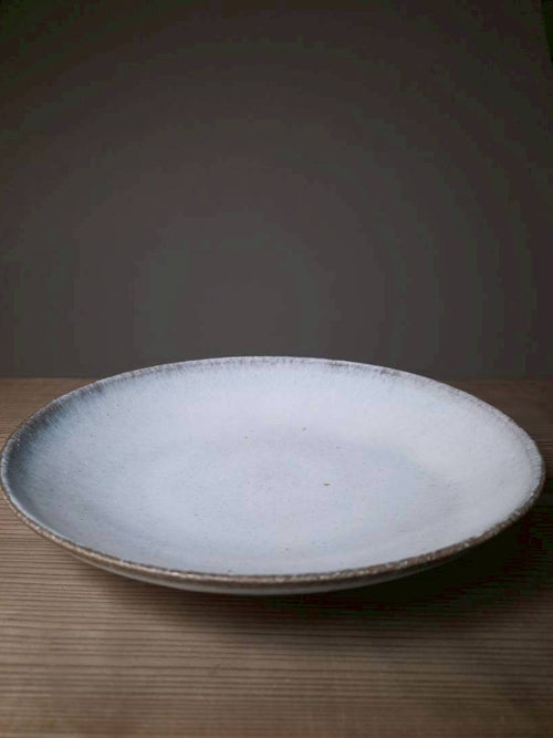 1. Mottled glaze 12-inch plate